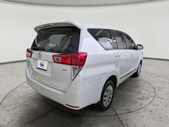 تويوتا اينوفا STD 2022 