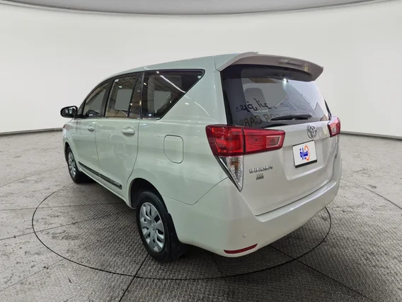 تويوتا اينوفا STD 2022 