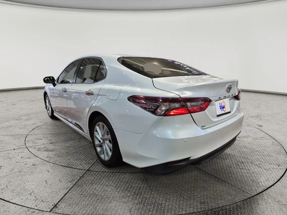 Toyota Camry  SE 2023 