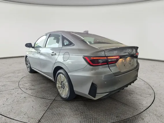 Toyota Yaris  YX 2026 