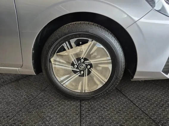 Toyota Yaris  YX 2026 