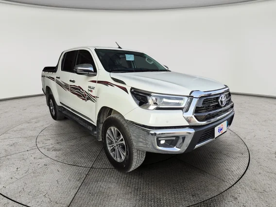 Toyota Hilux SGLX 4X4 AT DSL 2024 دبل