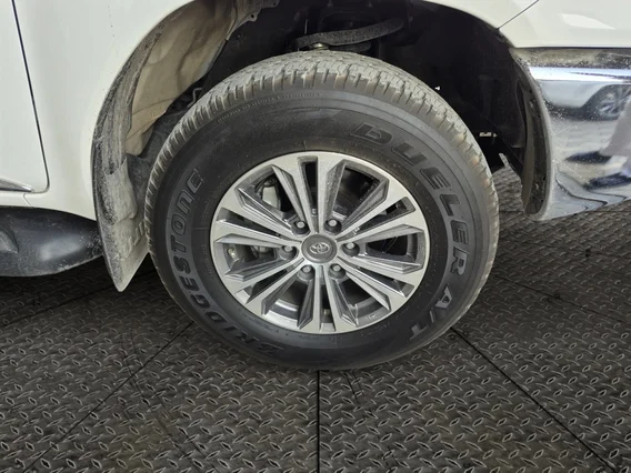 Toyota Hilux SGLX 4X4 AT DSL 2024 دبل