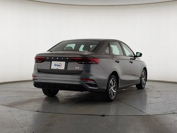 Geely Emgrand GS 2024 