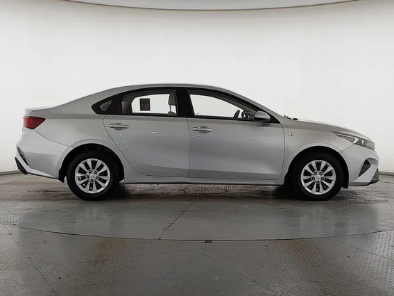 Kia Cerato L 2023 