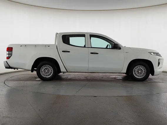 ميتسوبيشي L200 DC 4x2 2021 