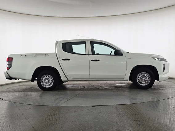 ميتسوبيشي L200 DC 4x2 Diesel 2022 