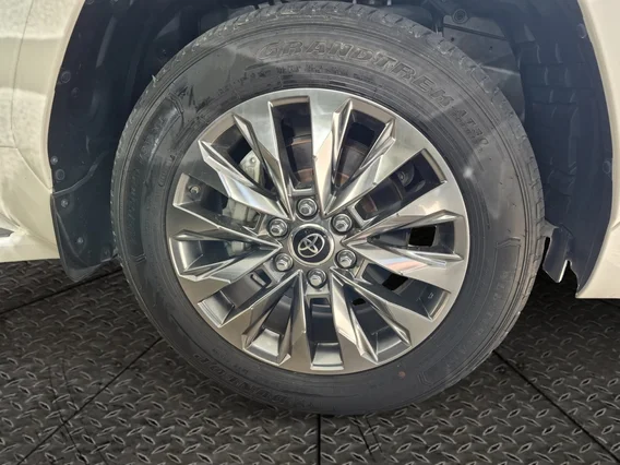 تويوتا لاندكروزر VX 2023 دبل