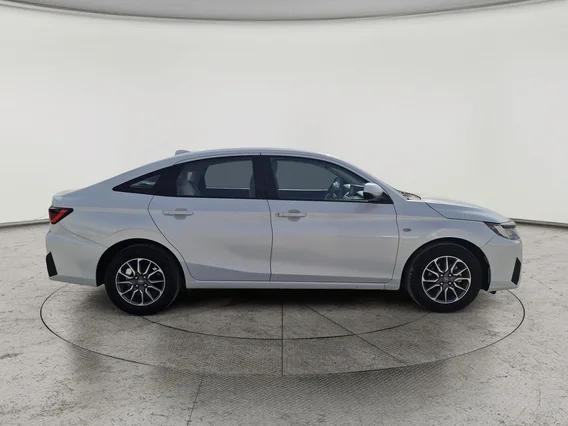 Toyota Yaris  Y 2023 