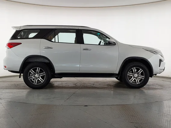 تويوتا فورتشنر GX2 4x4 2023 دبل