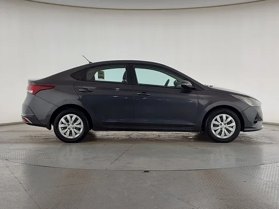 هيونداي اكسنت سمارت 2023 