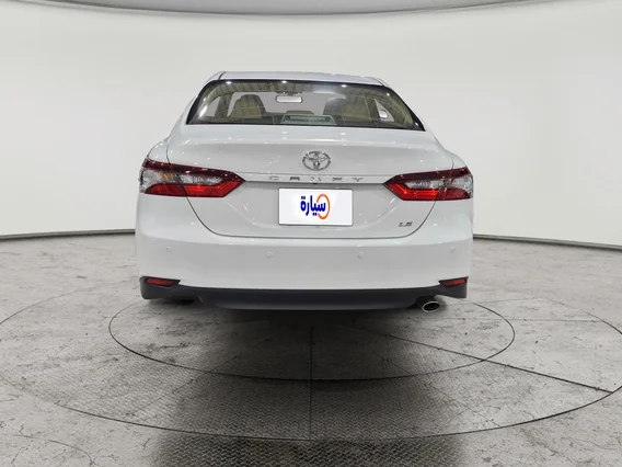 تويوتا كامري LE 2023 