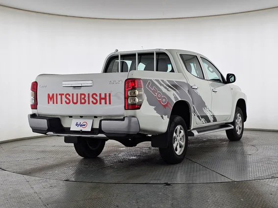 Mitsubishi L200 DC 4x4 2022 دبل