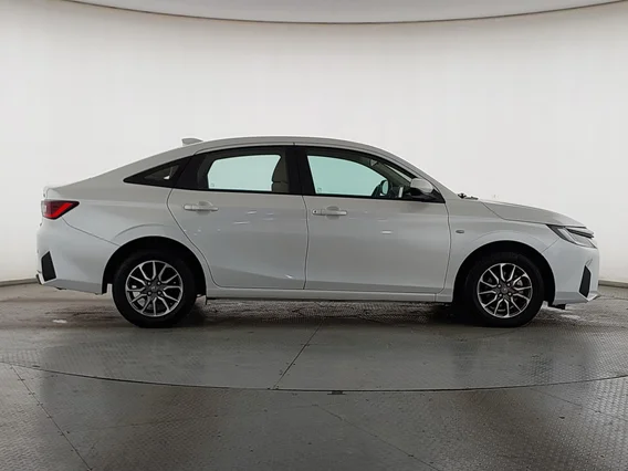 تويوتا يارس Y 2023 