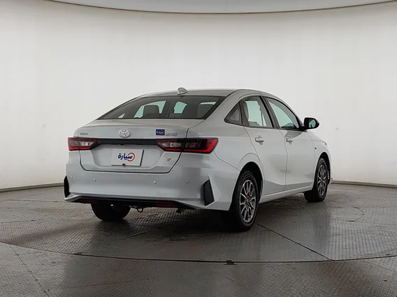 تويوتا يارس Y 2023 