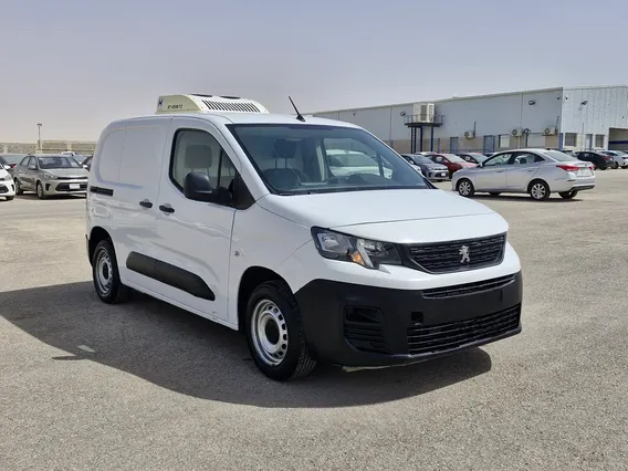 بيجو بارتنر Short van 2022 