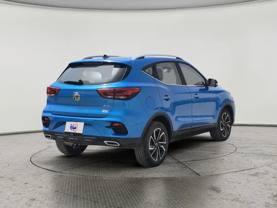 MG ZS LUX 2022 