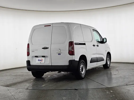 بيجو بارتنر Short van 2022 