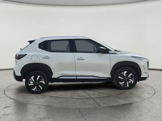 نيسان ماجنايت SV 2025 