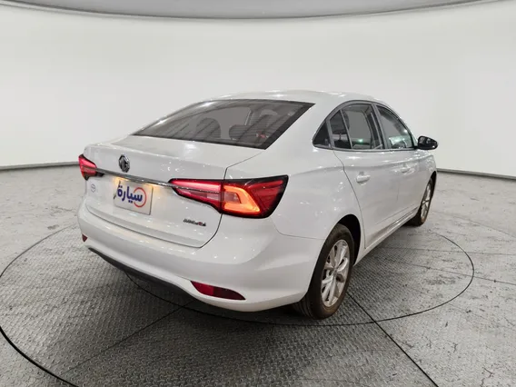 ام جي 5 STD 2023 