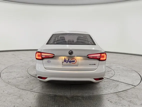 ام جي 5 STD 2023 