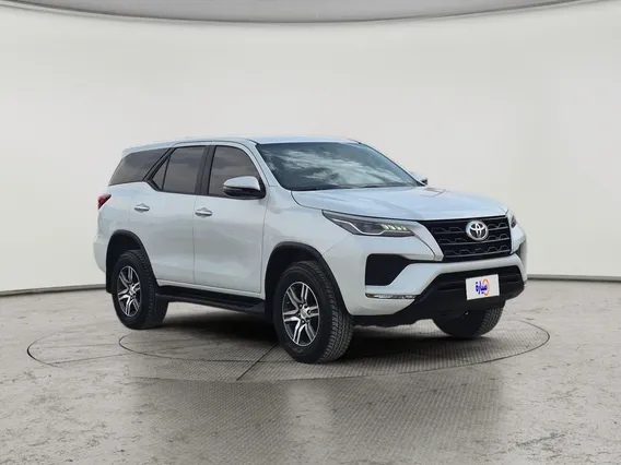 Toyota Fortuner GX 2024 