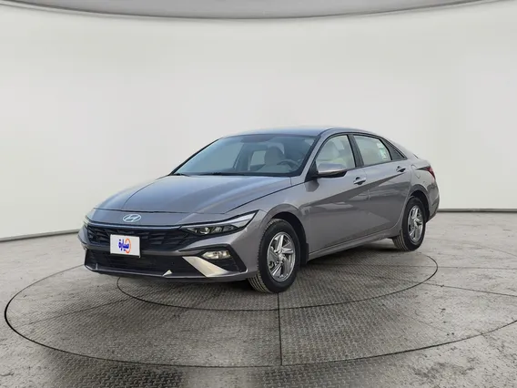 Hyundai Elantra Smart 2024 
