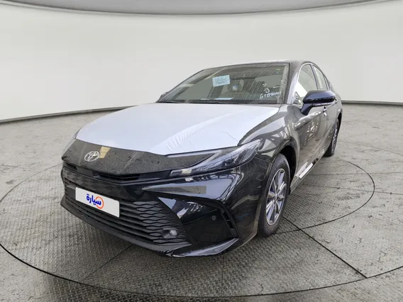 Toyota Camry  E 2026 