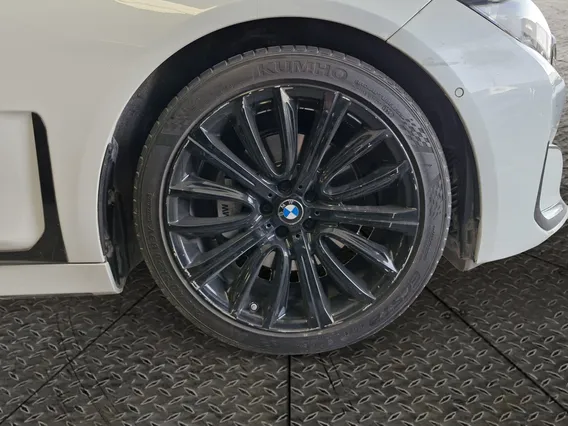 بي ام دبليو الفئة السابعة 730Li 2020 