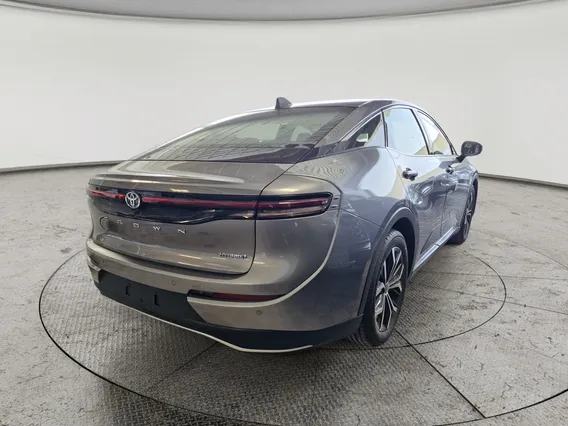 Toyota Crown Premium 2023 