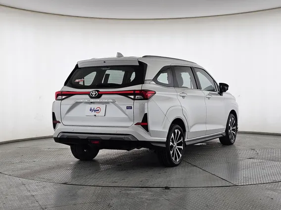 Toyota Veloz GLX 2024 