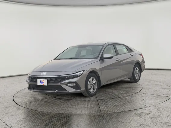 Hyundai Elantra Smart 2024 