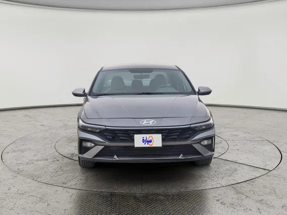 Hyundai Elantra Smart 2024 