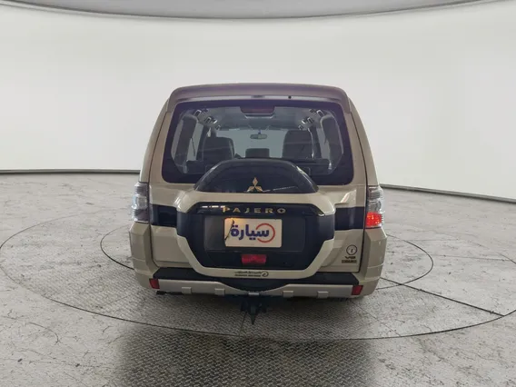 ميتسوبيشي باجيرو GLS 5Doors 2020 دبل