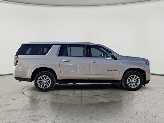 Chevrolet Suburban LS 2023 