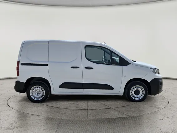 بيجو بارتنر Short van 2023 