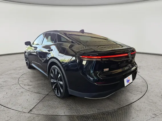 Toyota Crown Majesta 2023 