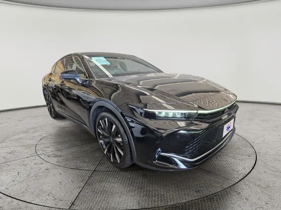 Toyota Crown Majesta 2023 