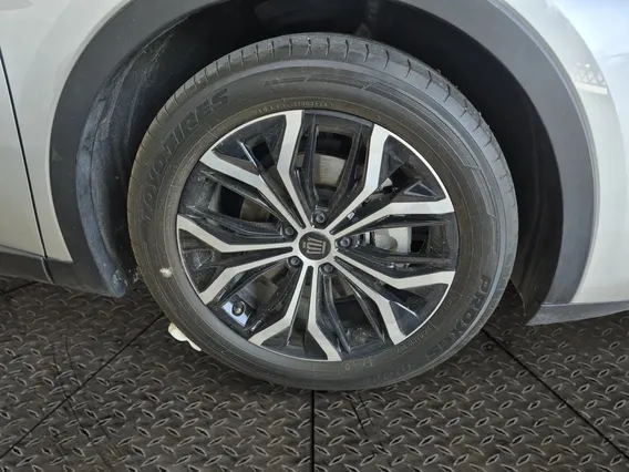 Toyota Crown Premium 2023 