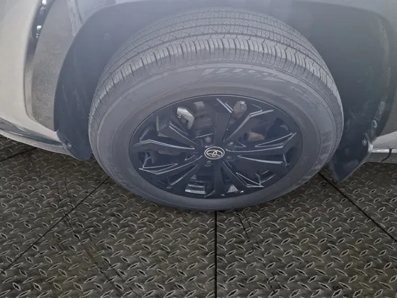 Toyota RAV4 XLE HEV 2023 