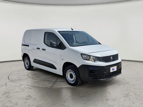 بيجو بارتنر Short van 2022 