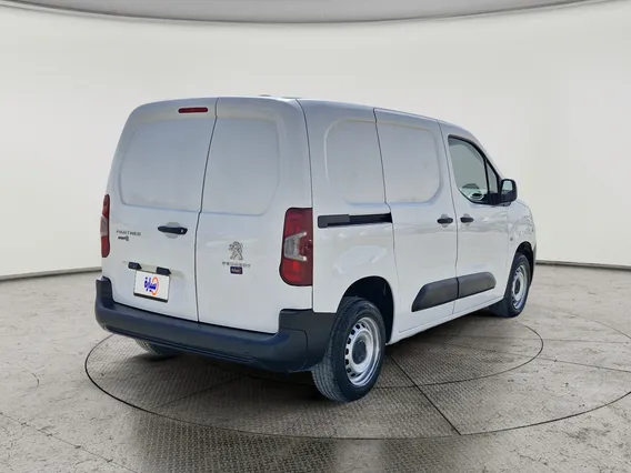 بيجو بارتنر Short van 2022 