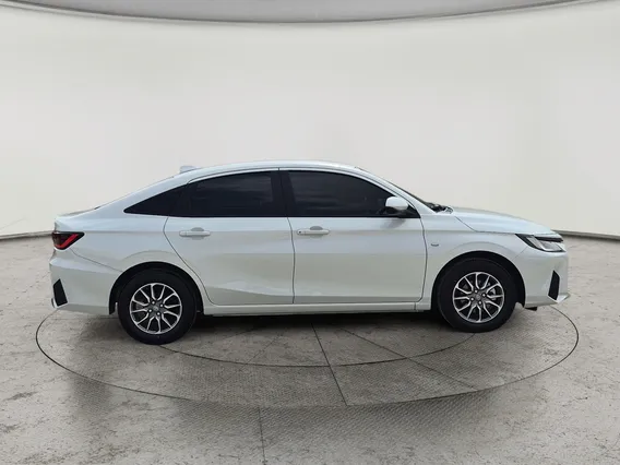 تويوتا يارس Y 2026 