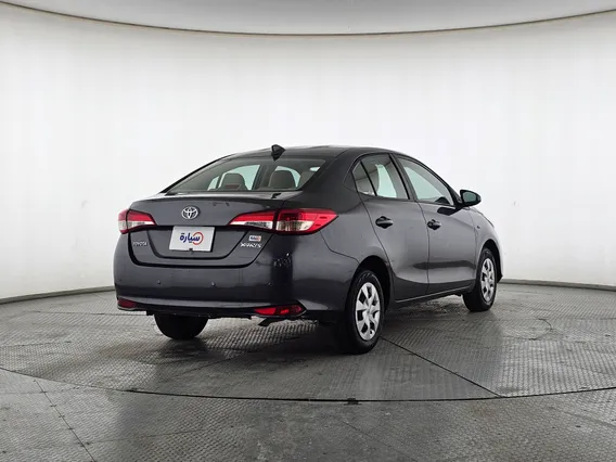 تويوتا يارس Y 2021 