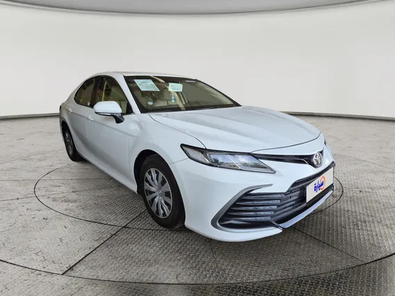 تويوتا كامري LE 2024 