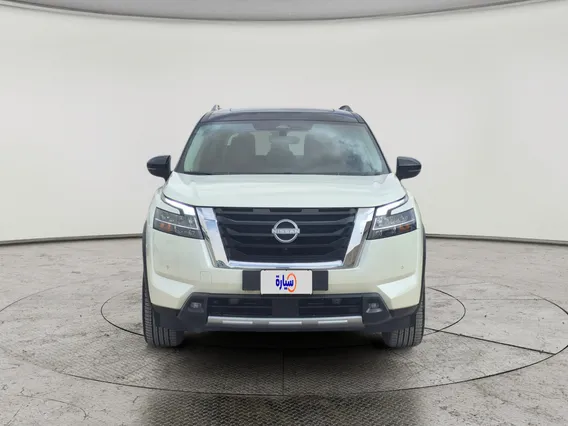 Nissan Pathfinder SL 2023 