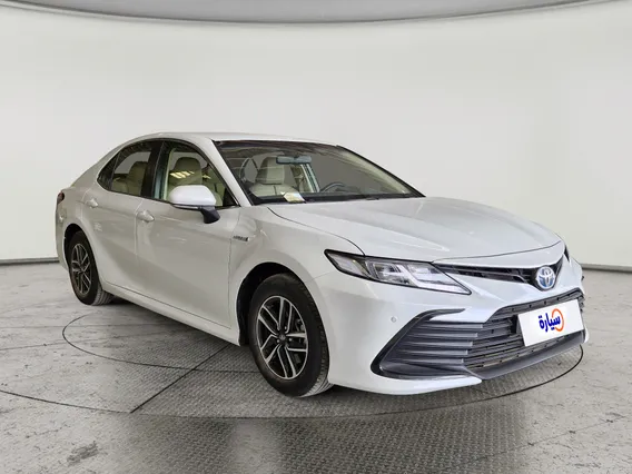 Toyota Camry  LE HEV 2024 