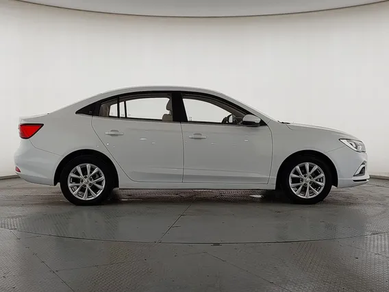 ام جي 5 COM 2022 