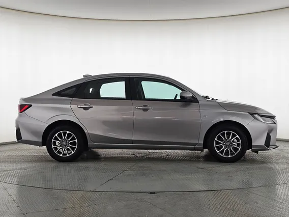 تويوتا يارس Y 2023 