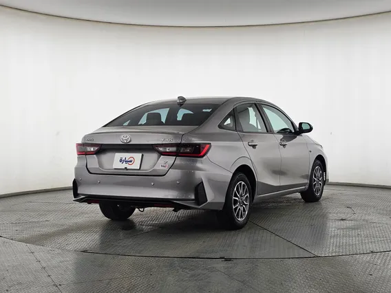 تويوتا يارس Y 2023 